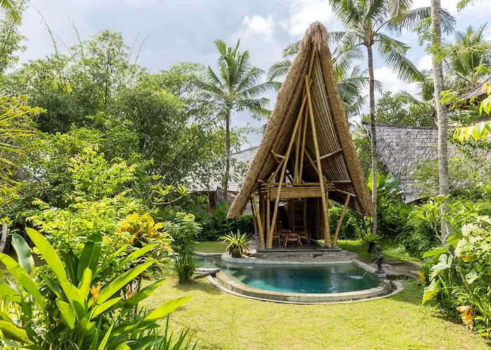 Garden House 3bds Bamboo House Pool Garden View *