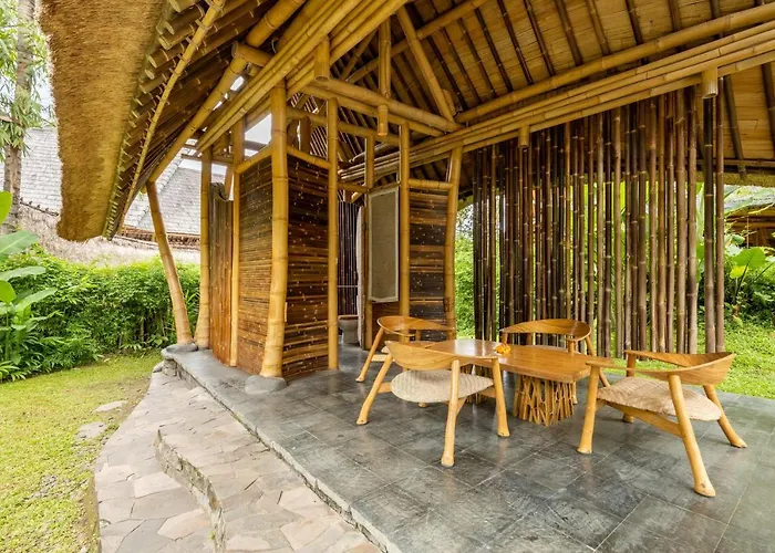 Garden House 3bds Bamboo House Pool Garden View Bringkit
